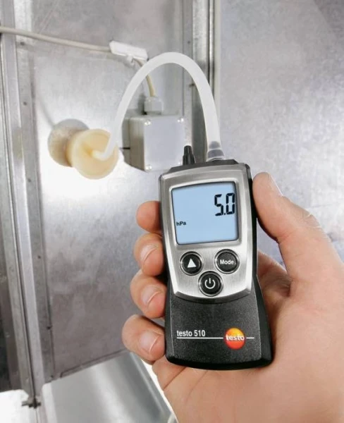 testo-510-differential-pressure-meter-industry-4_master.jpg
