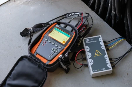 MIC2511_2.jpg