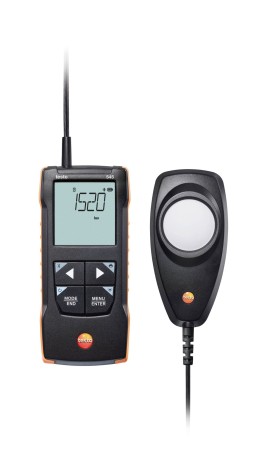 testo-545-front-EN_master.jpg