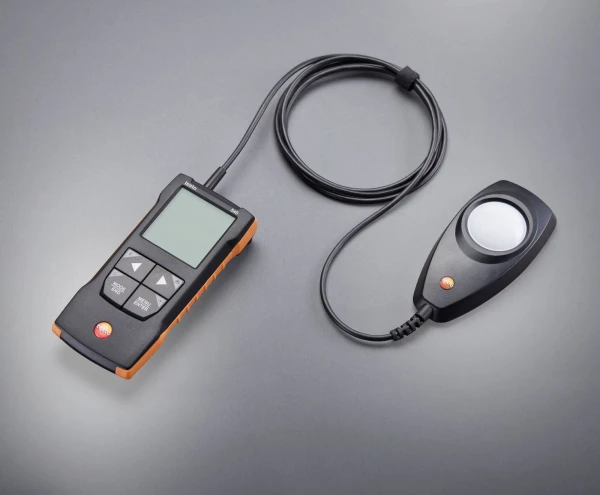 testo-545-allover-detail_master.jpg