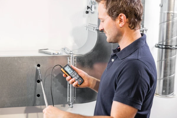 testo-416-air-flow-measurement-ventilation-duct-V4_master.jpg