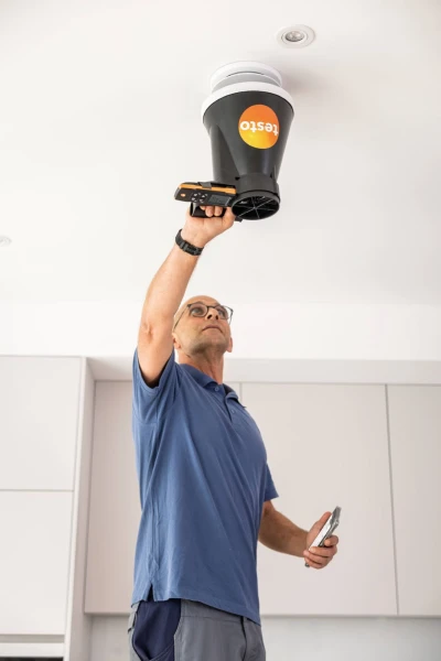 testo-417-air-flow-measurement-plus-funnel-V10_master.jpg