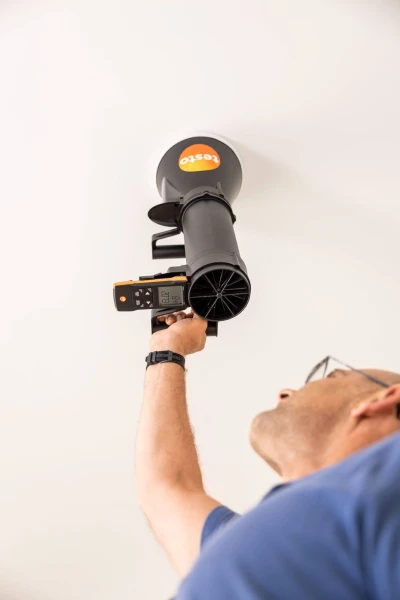 testo-417-air-flow-measurement-plus-funnel-V5_master.jpg